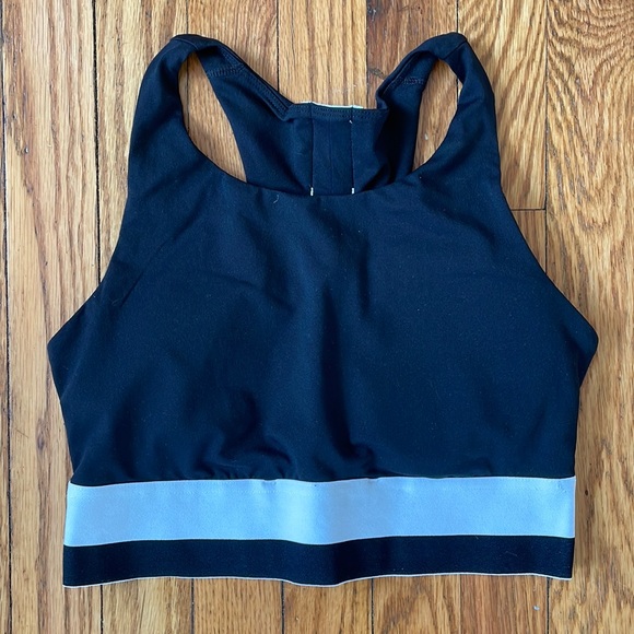 Fabletics Sports Bra - Picture 1 of 2